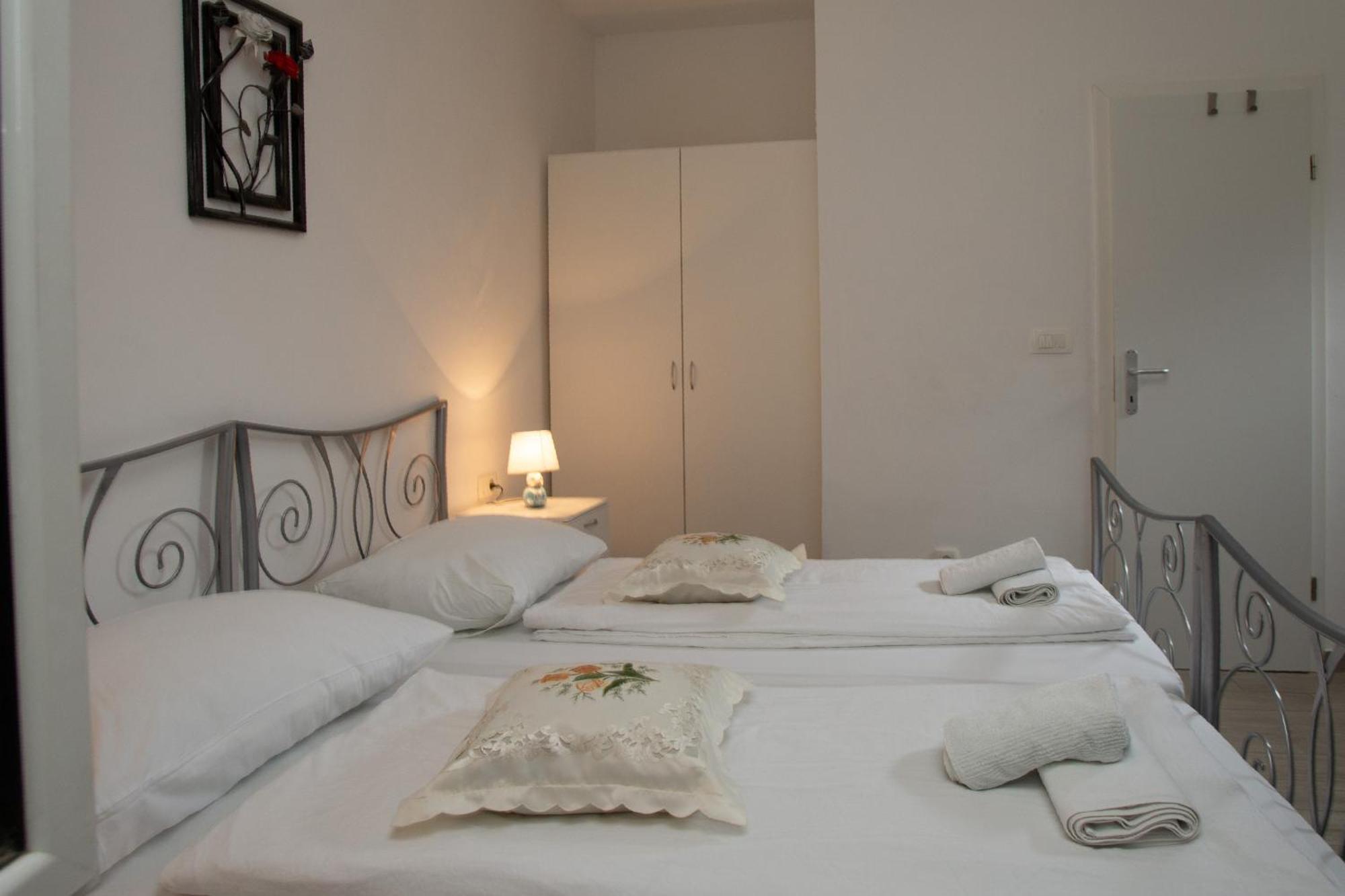 Downtown Spalato Private Rooms Εξωτερικό φωτογραφία